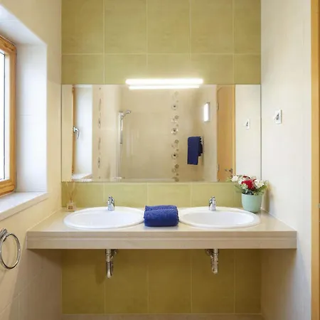Апартаменти Vila Moderna E Acolhedora Mathilda